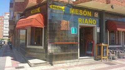 Meson Riaño