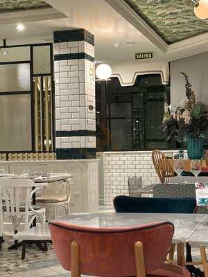 Compostelana Plaza De España