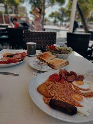 Reflex Disco Bar & Restaurant