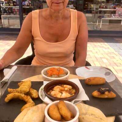 Cafeteria Restaurante Casa Mila