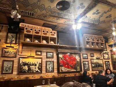 El Paso De Los Elefantes