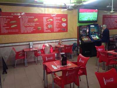 Llesquería Cafetería Avenida