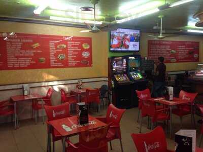 Llesquería Cafetería Avenida