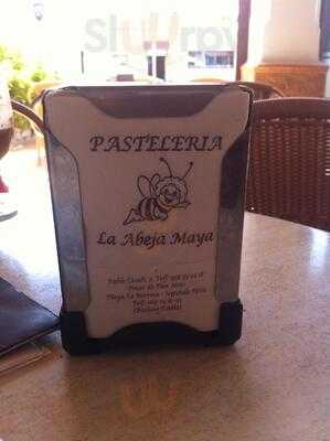 Cafetería , Confitería . La Abeja Maya