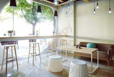 Chic Delicatessen & Sweet