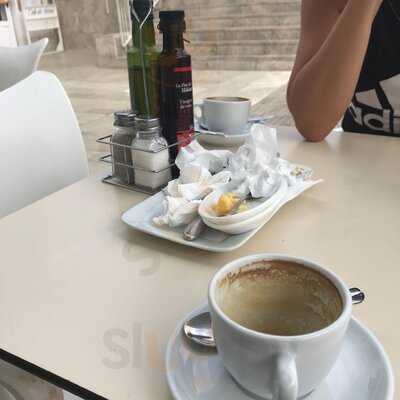 El Mirador Bar Cafeteria