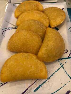 Majagua Coffee, Food & Drink