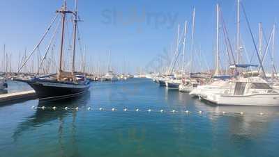 La Tasca Tapas Y Vinos