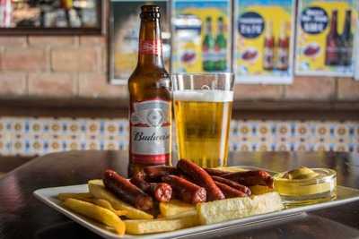 Dos Deditos Cervecería Internacional