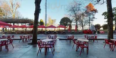 El Viajero Gastro Pub