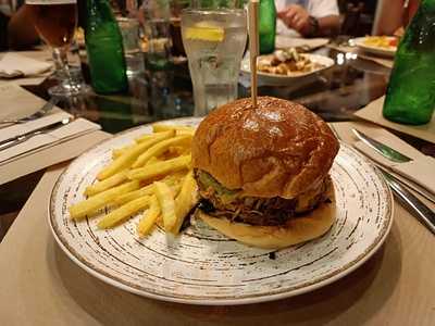 La Premiere Restaurant