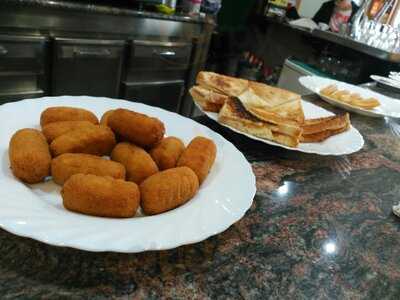 Cafe Bar Val Do Neira