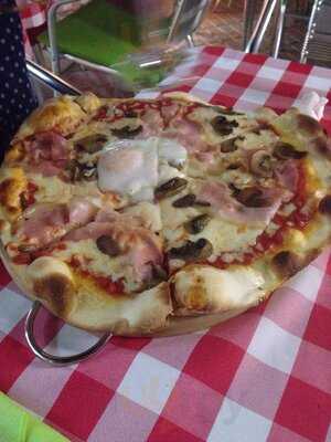 Pizzeria Over The Top