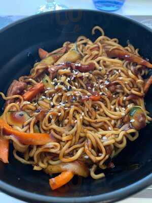 Izakaya Sushi Bar Sant Cugat