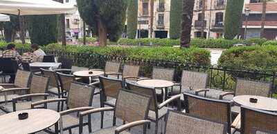 Hernández Y Fernández