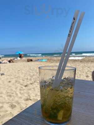 Iguana Chiringuito - Photo 8