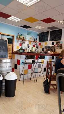 El Buho Food & Drinks