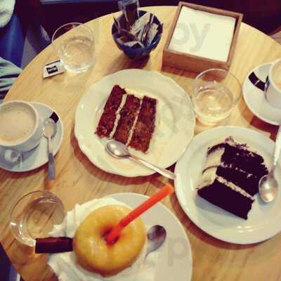 Cafeteria Pastelería Martina Cakes - Photo 8