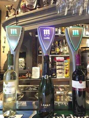 Los Faroles De Tomás