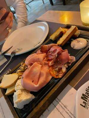 La Mafia Se Sienta A La Mesa