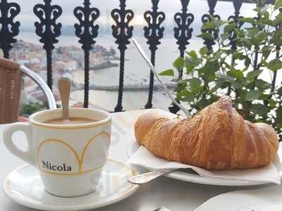 Cafetería Pastelería La Granja