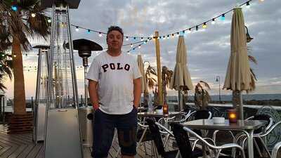 Mai Tai Pool Bar And Restaurant