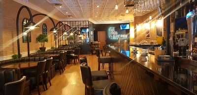 The Gradient Gastropub