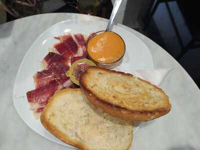 Daniel De María Café Y Aperitivos