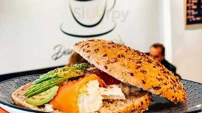 Daniel De María Café Y Aperitivos