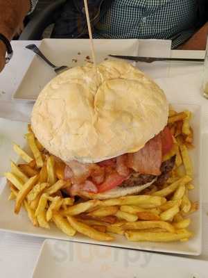 Erre Q Erre Cafe Bar