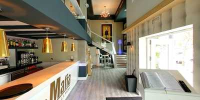 La Mafia Se Sienta A La Mesa