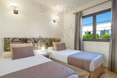 Santa Rosa Sports Bar