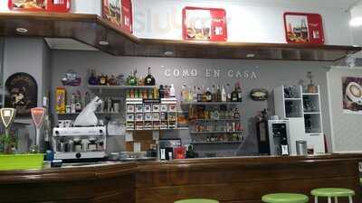 Como En Casa Burger
