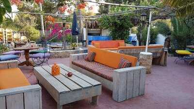 Putumayo Lounge & Music Bar