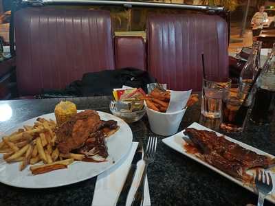 Harley's American Restaurant & Bar