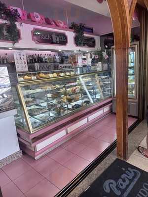 Café Del Paris Yumbo