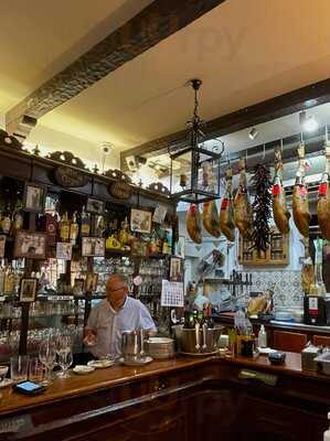 Taberna San Miguel Casa El Pisto