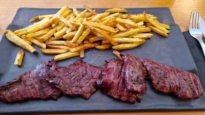 Lomiton Steakhouse & Pizzas