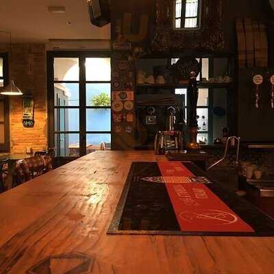 Wylie Sitges Craft Beer & Food