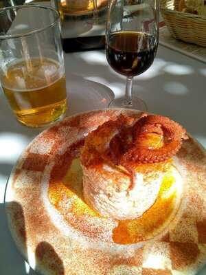 La Taperia Maison Del Asador