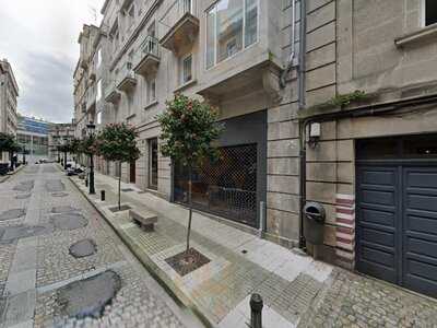 Somos La Pera Bar & Shop