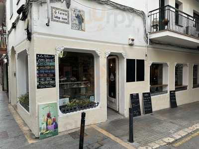 La Butaca Cafetería & Videoclub