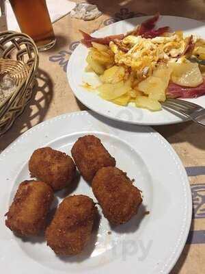 Cafeteria Restaurante Plaza De Zurraquin