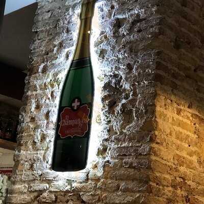 El Champañico