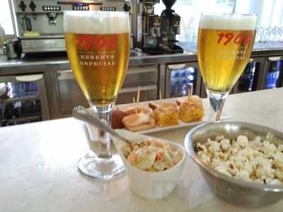 Cafeteria Rosalia De Castro