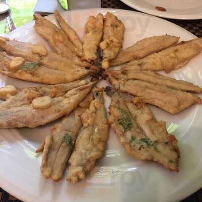 Taberna La Yerbabuena