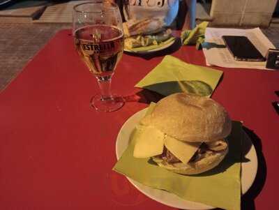 Bar Restaurant Pavepic