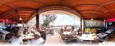 Restaurant Sunset Blvd