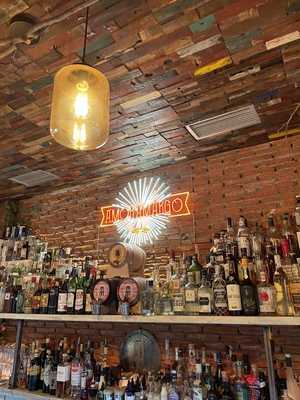 Amor Amargo Tavern
