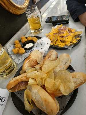 100 Montaditos